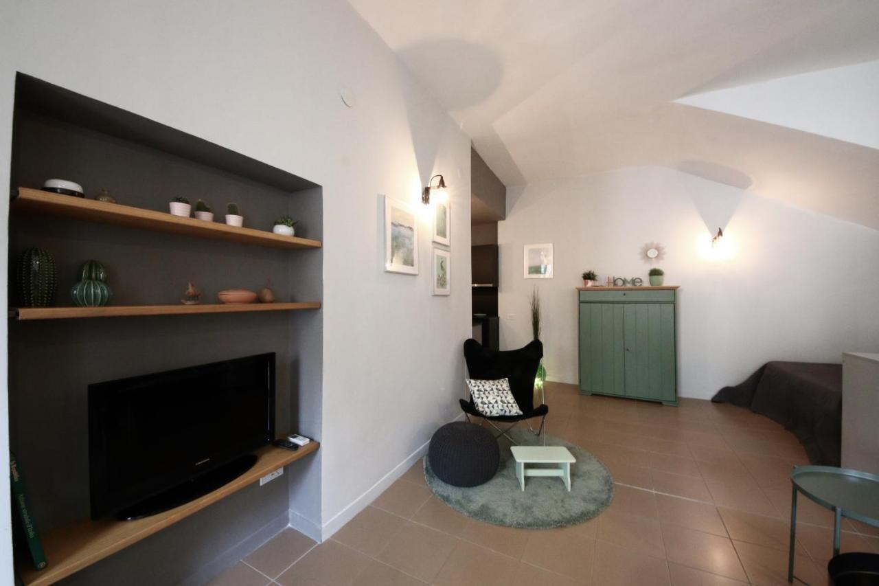 Апартаменты Casa Maulu A Napoli Centro Номер фото